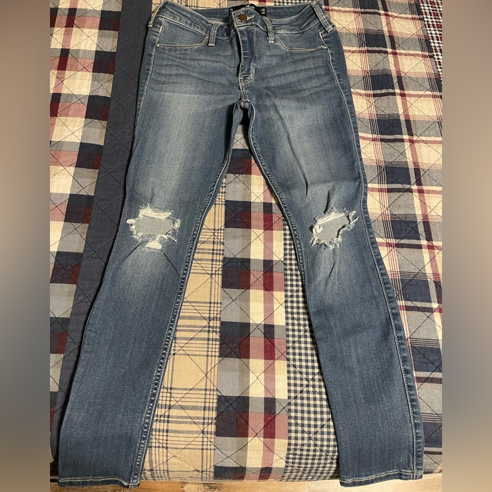 Hollister Mid Rise Jean Legging Distressed size 7S